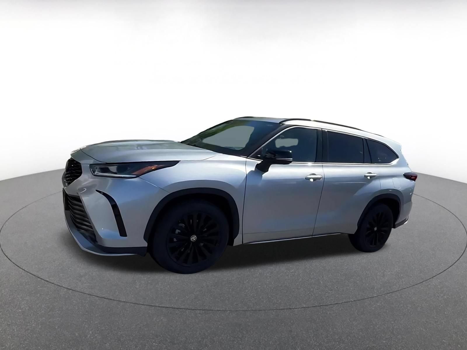 Thumbnail: 2025 Toyota Highlander - 7