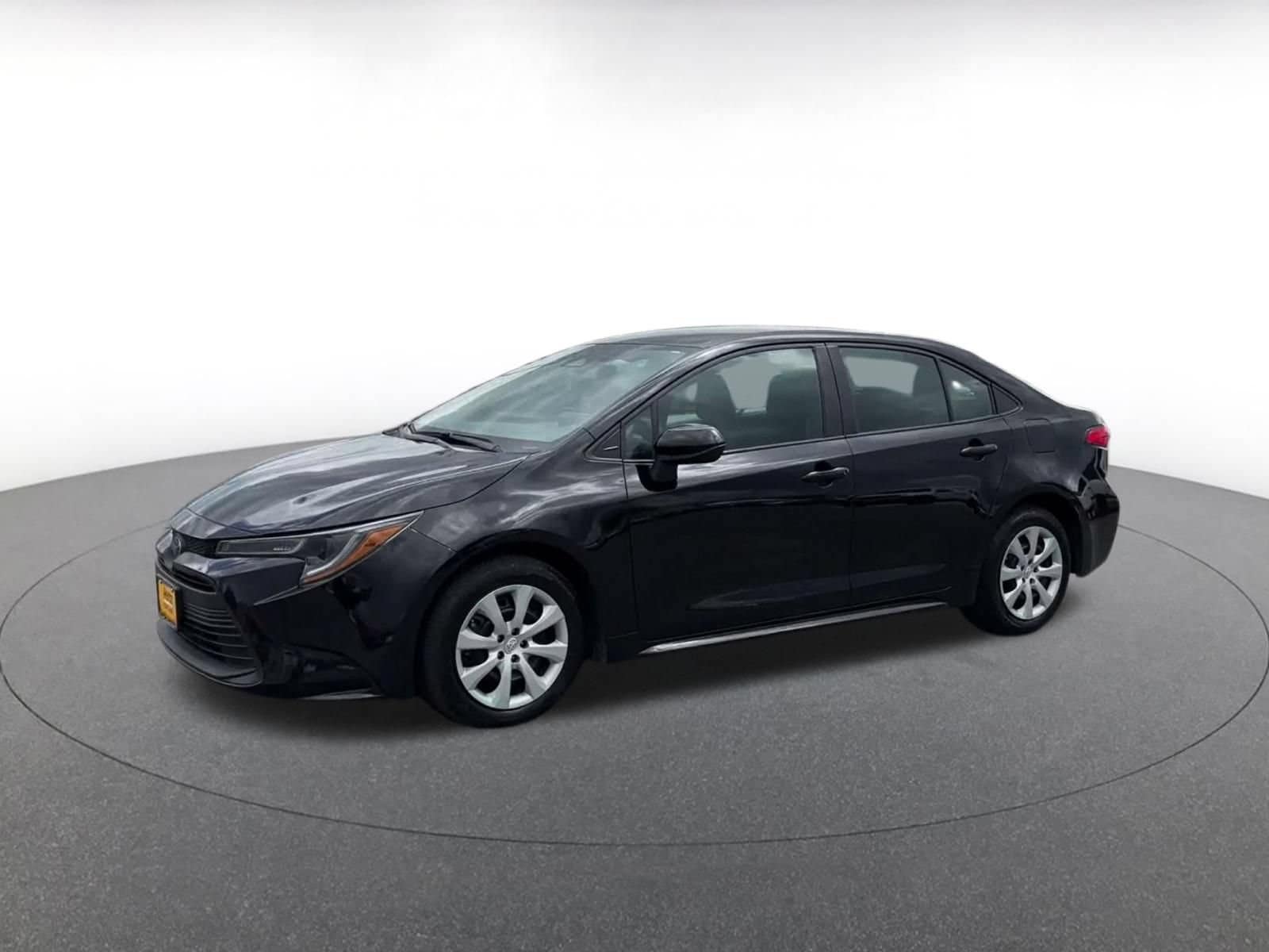Thumbnail: 2025 Toyota Corolla - 8