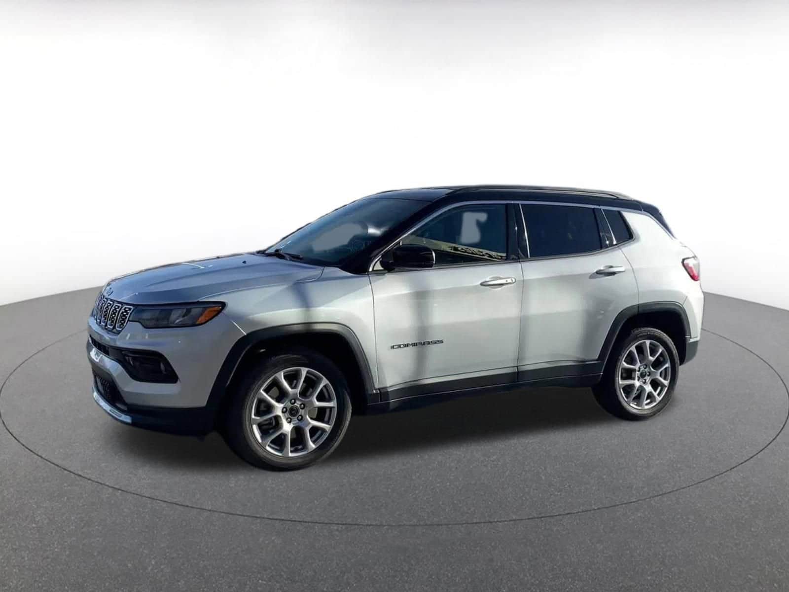 Thumbnail: 2025 Jeep Compass - 8