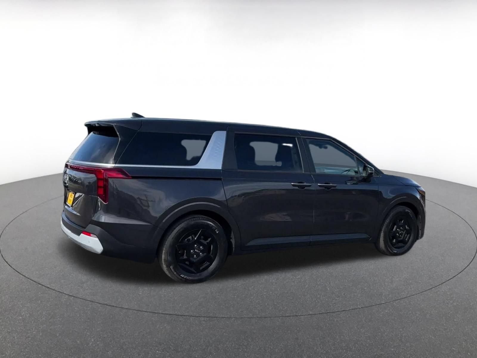 Thumbnail: 2026 Kia Carnival - 14