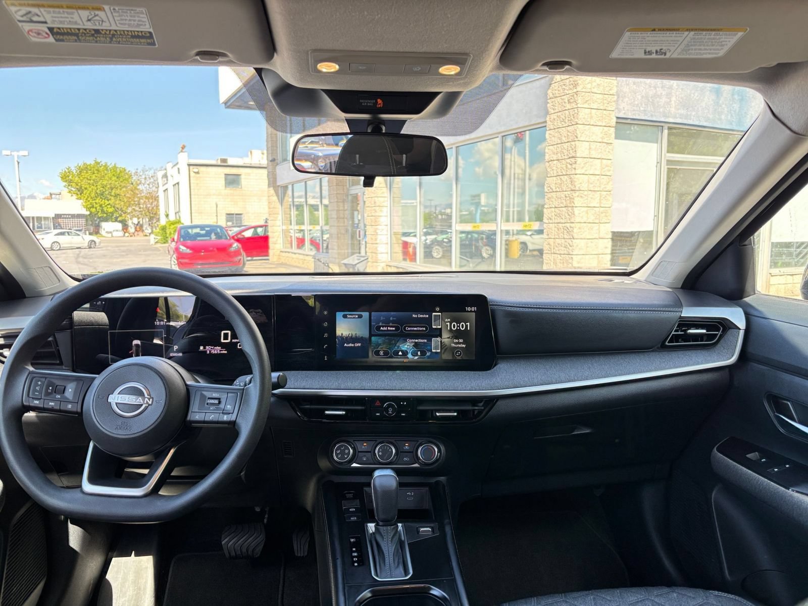 Thumbnail: 2025 Nissan Kicks - 31