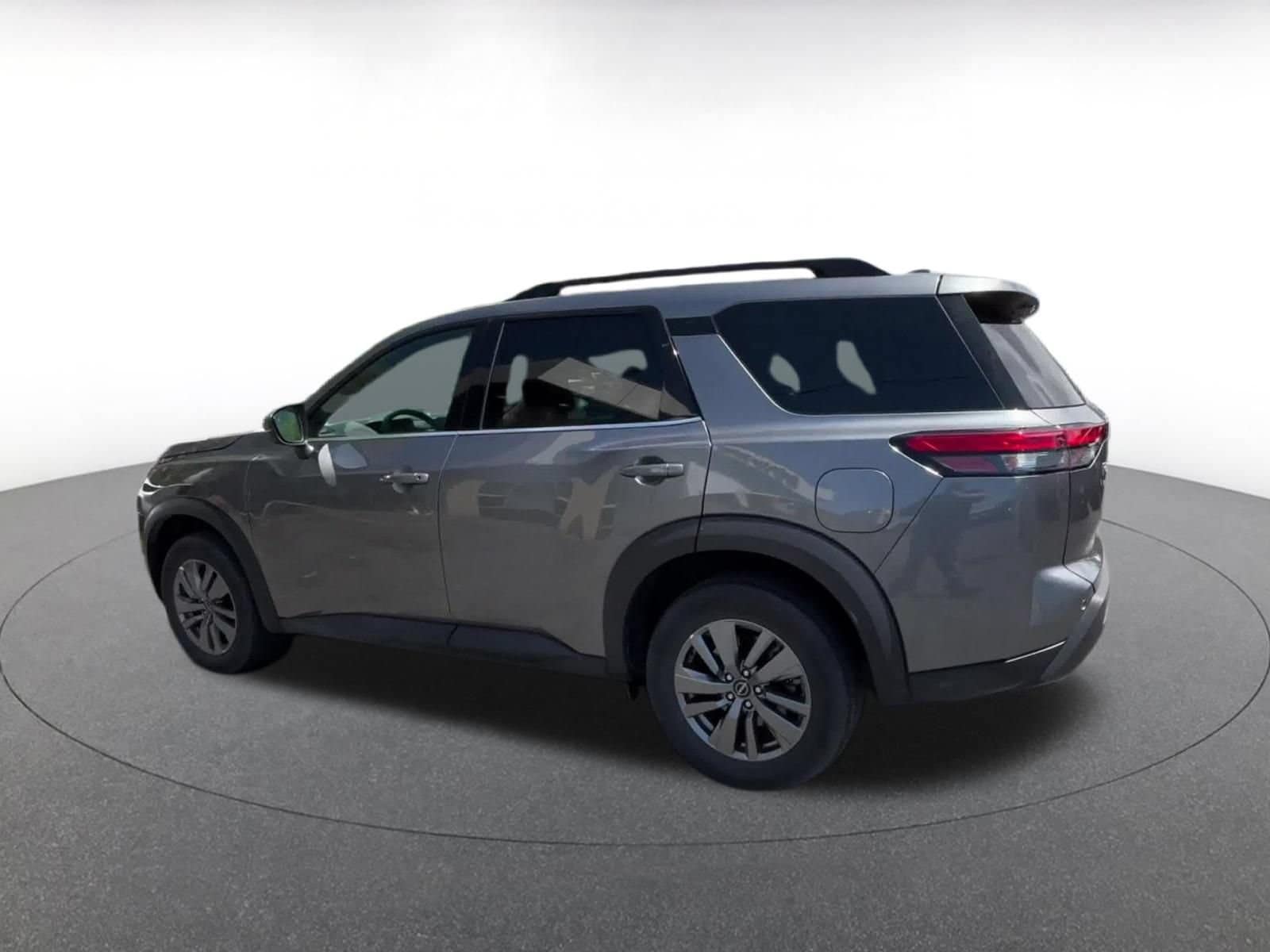 Thumbnail: 2025 Nissan Pathfinder - 9