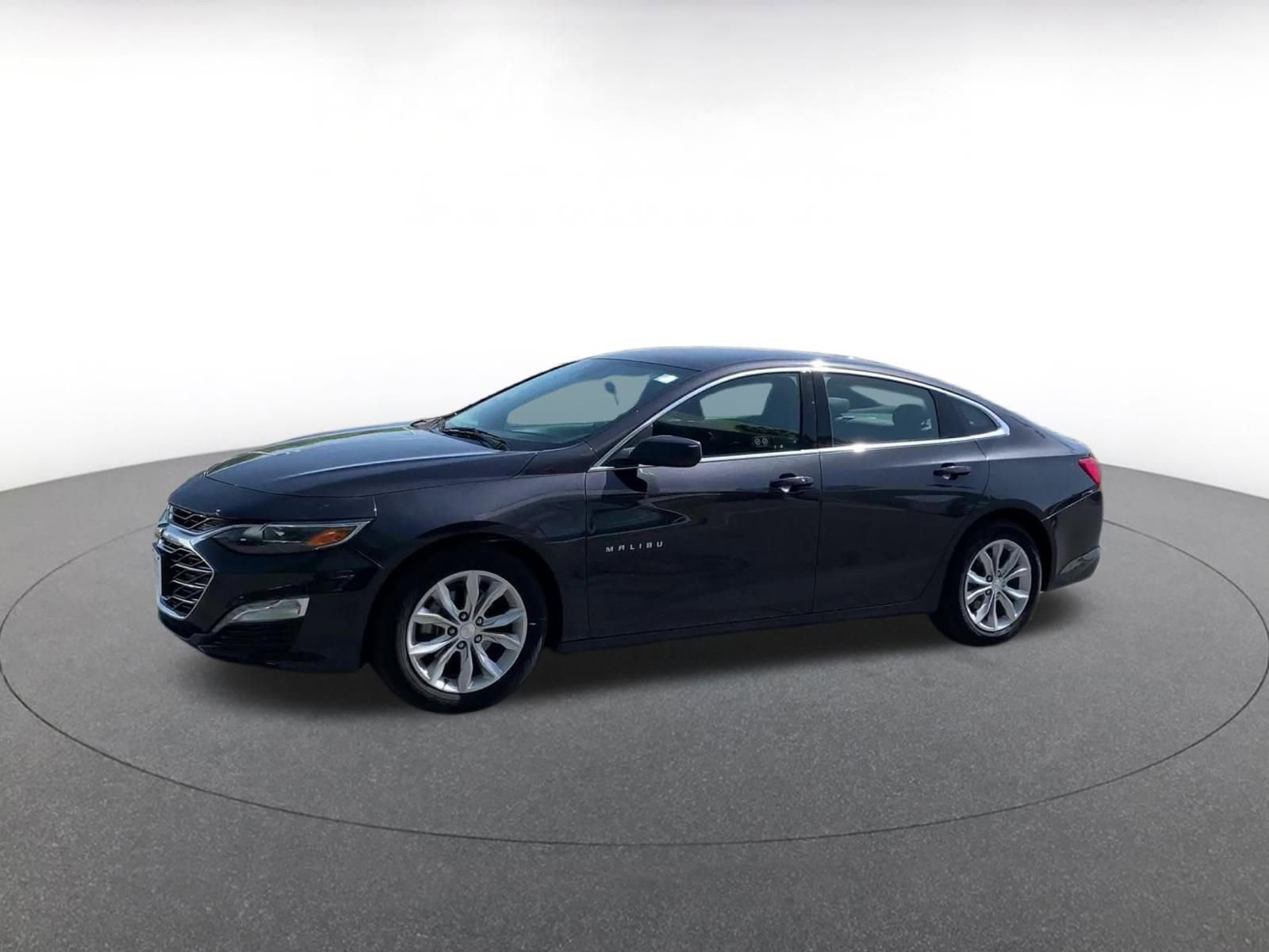 Thumbnail: 2023 Chevrolet Malibu - 7