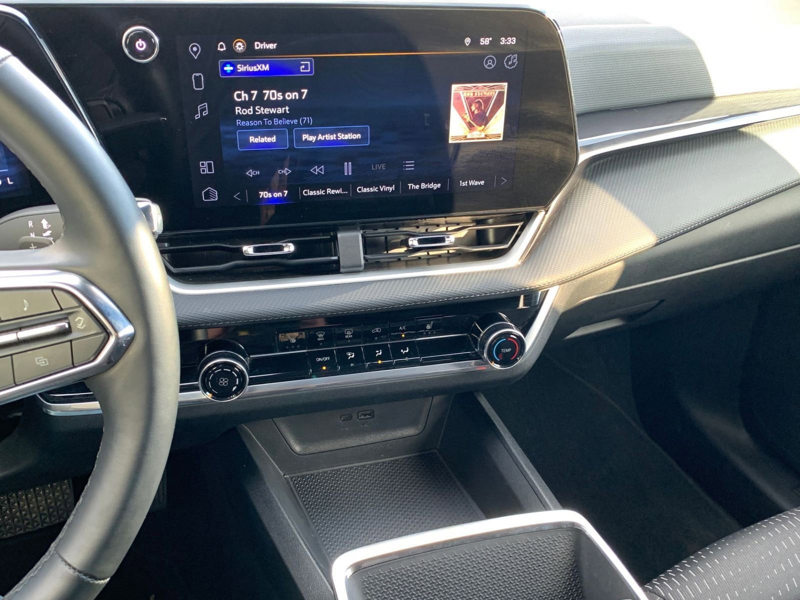 Thumbnail: 2025 Chevrolet Equinox - 18