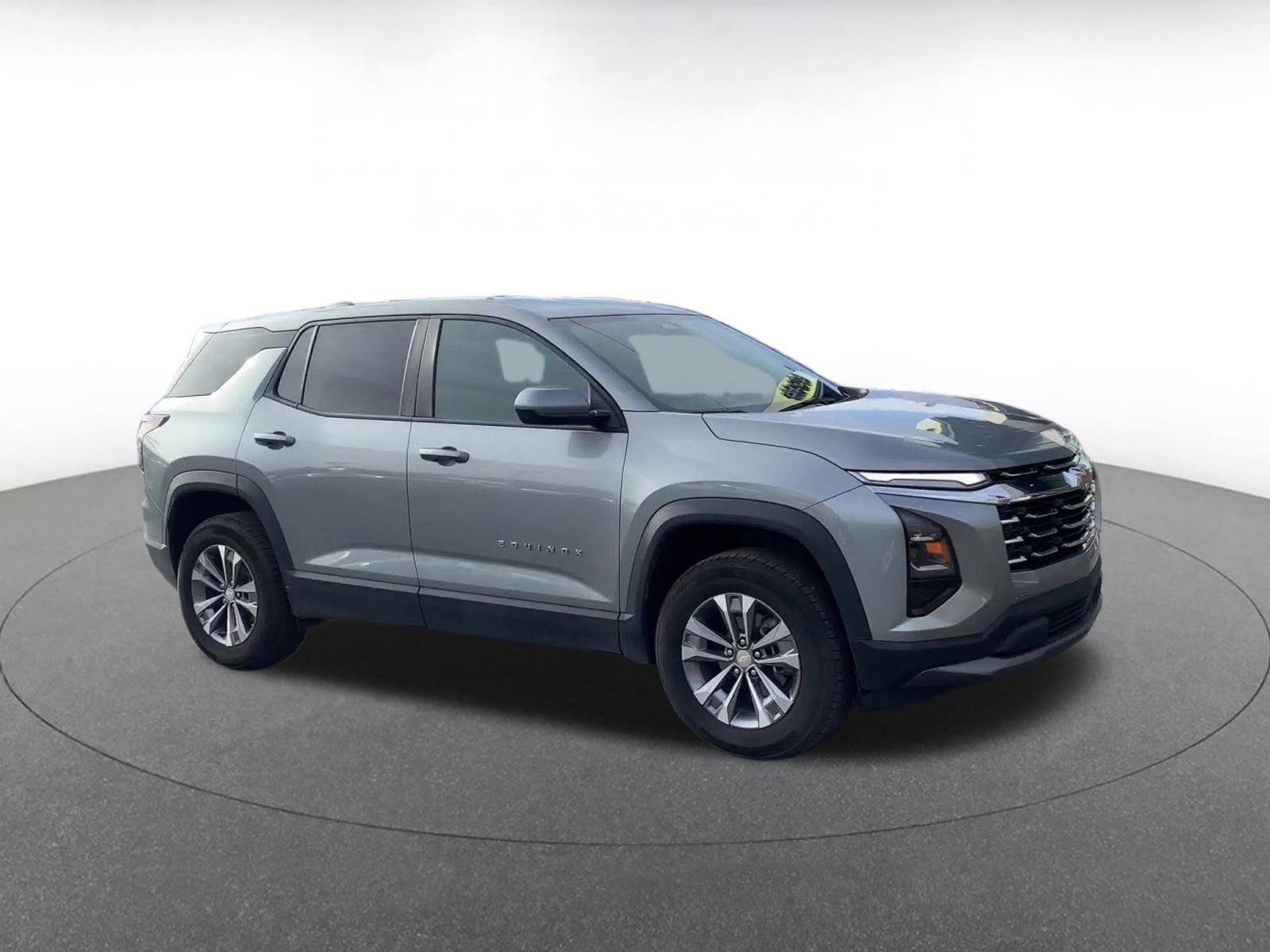 Thumbnail: 2025 Chevrolet Equinox - 2