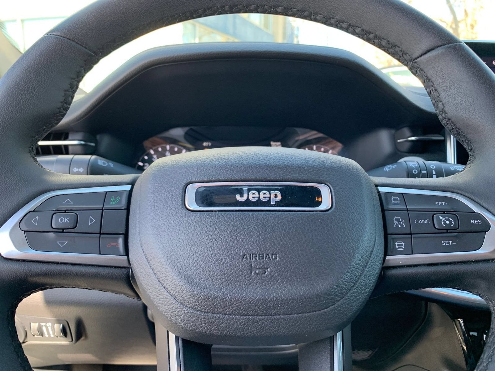 Thumbnail: 2025 Jeep Compass - 28