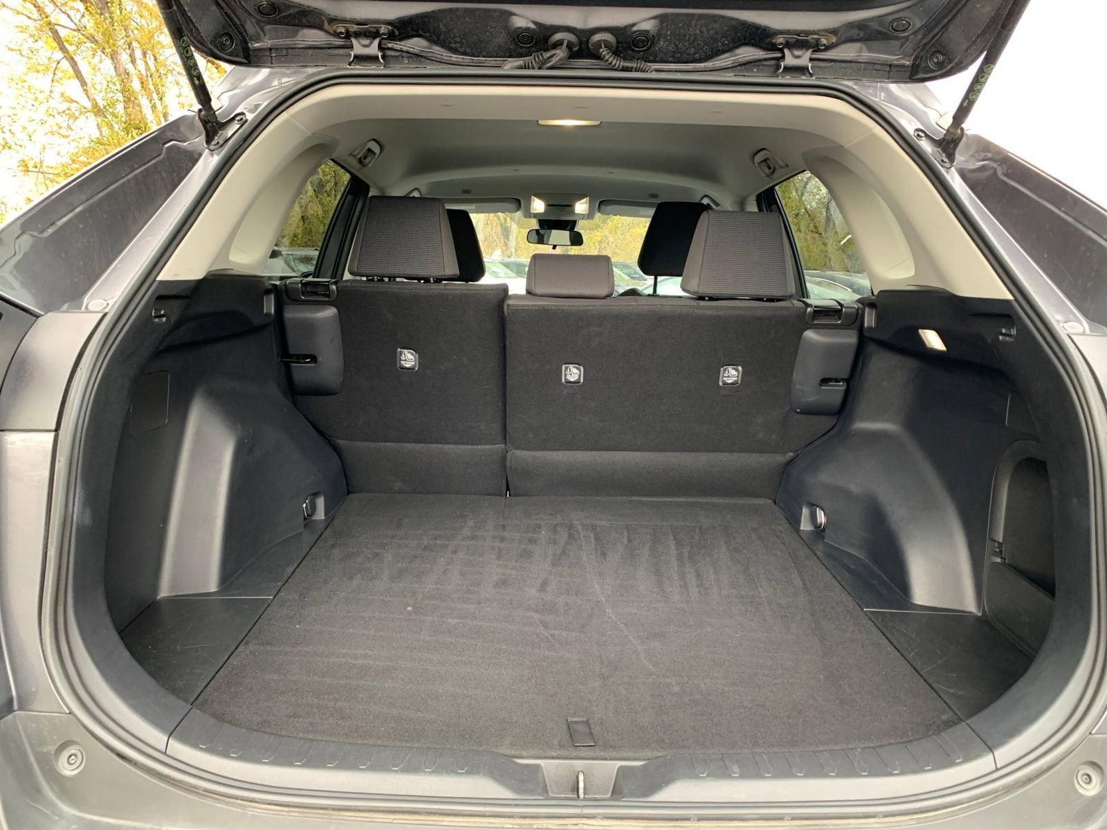 Thumbnail: 2025 Toyota RAV4 - 30