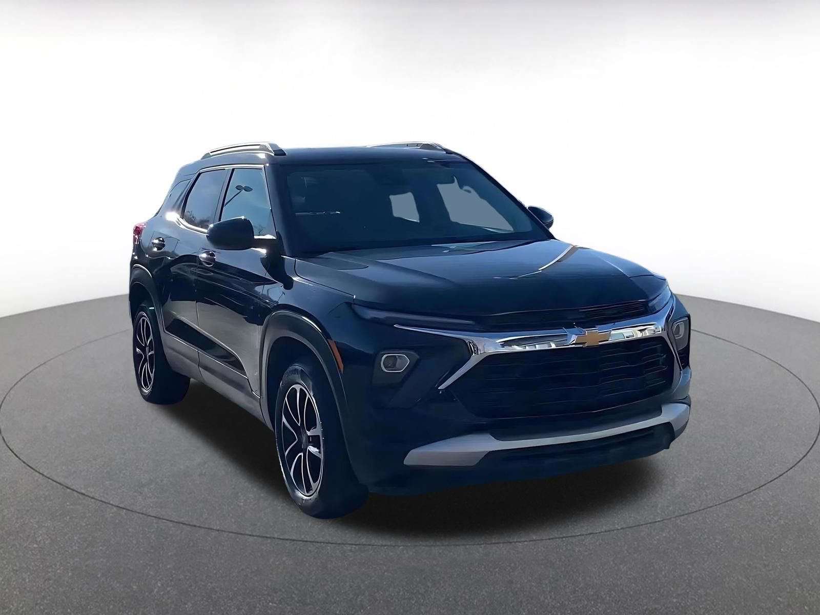 Thumbnail: 2025 Chevrolet TrailBlazer - 3