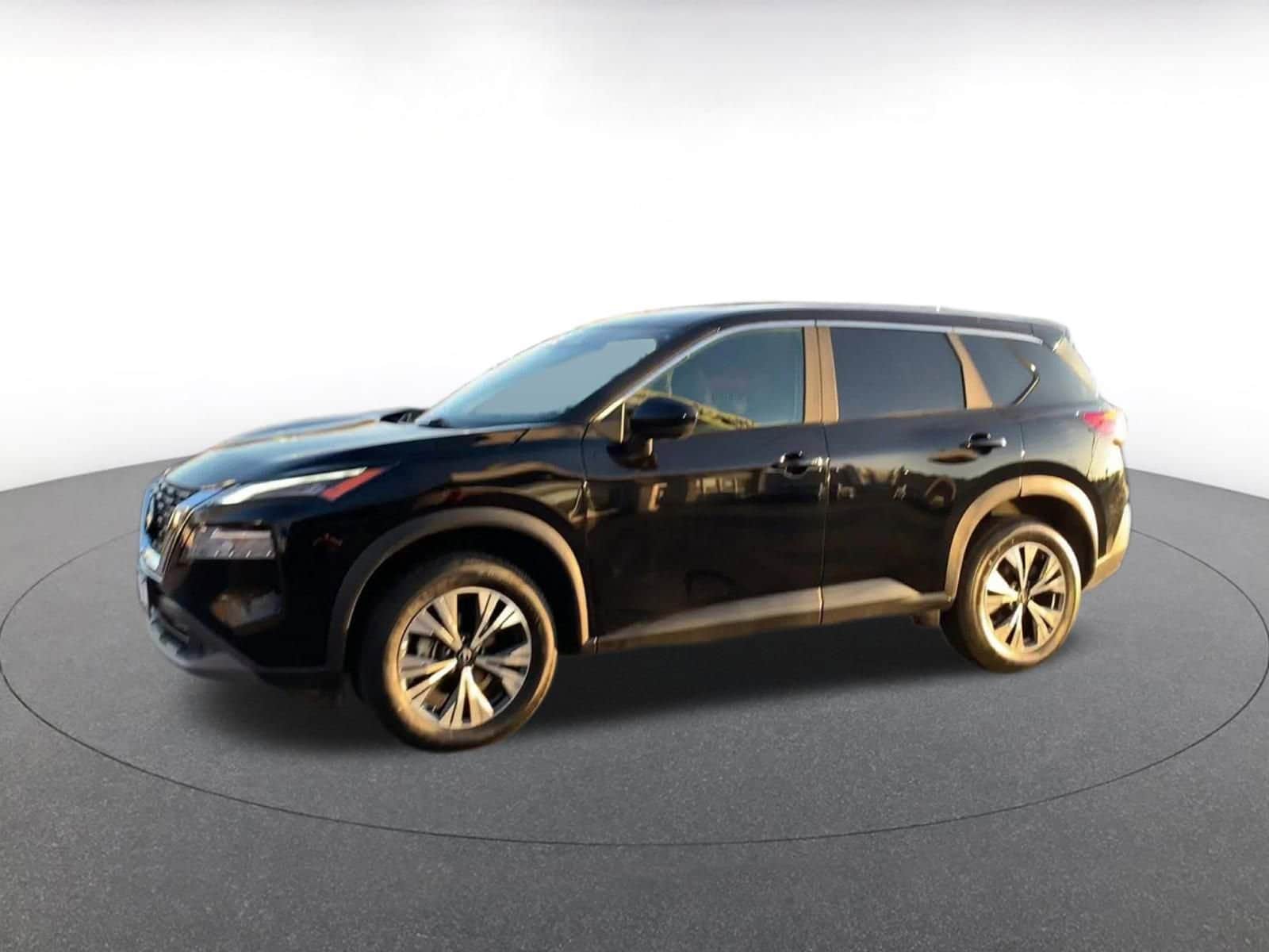 Thumbnail: 2023 Nissan Rogue - 8