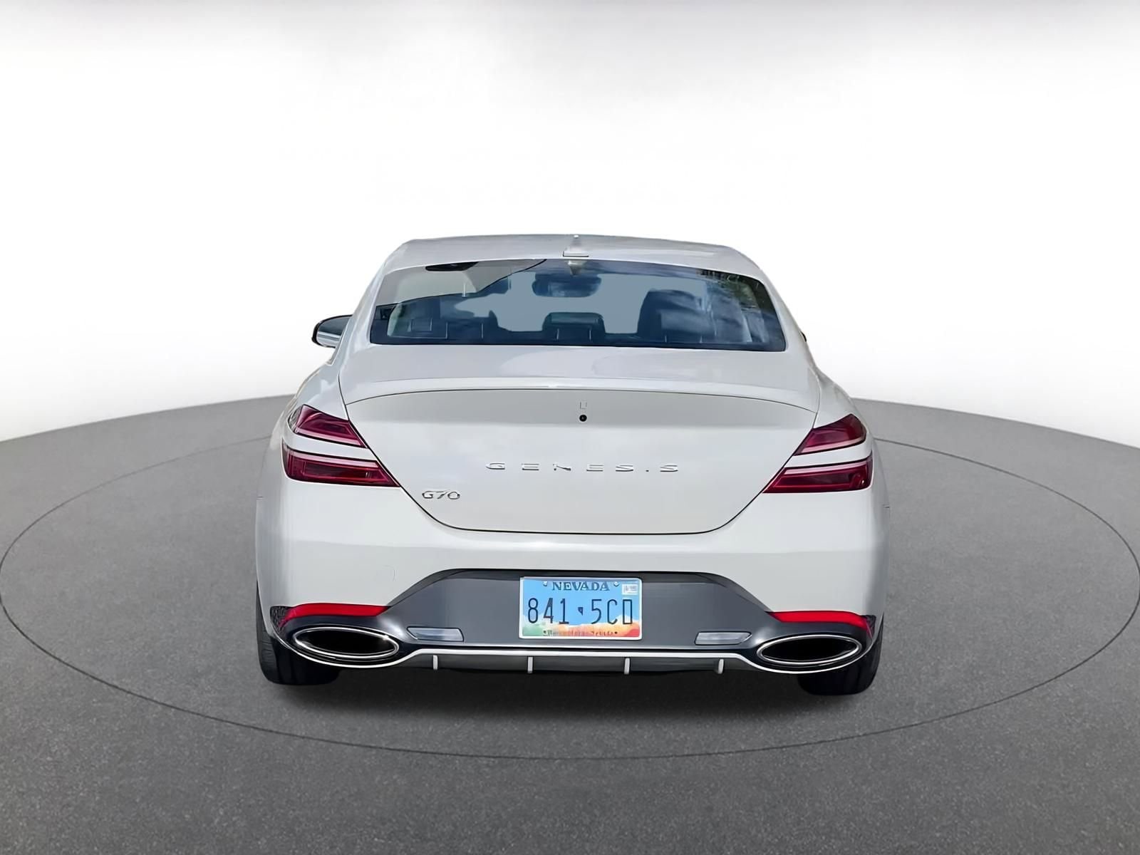 Thumbnail: 2025 Genesis G70 - 12