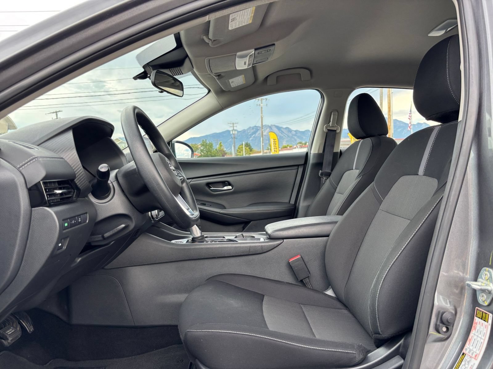 Thumbnail: 2025 Nissan Sentra - 25