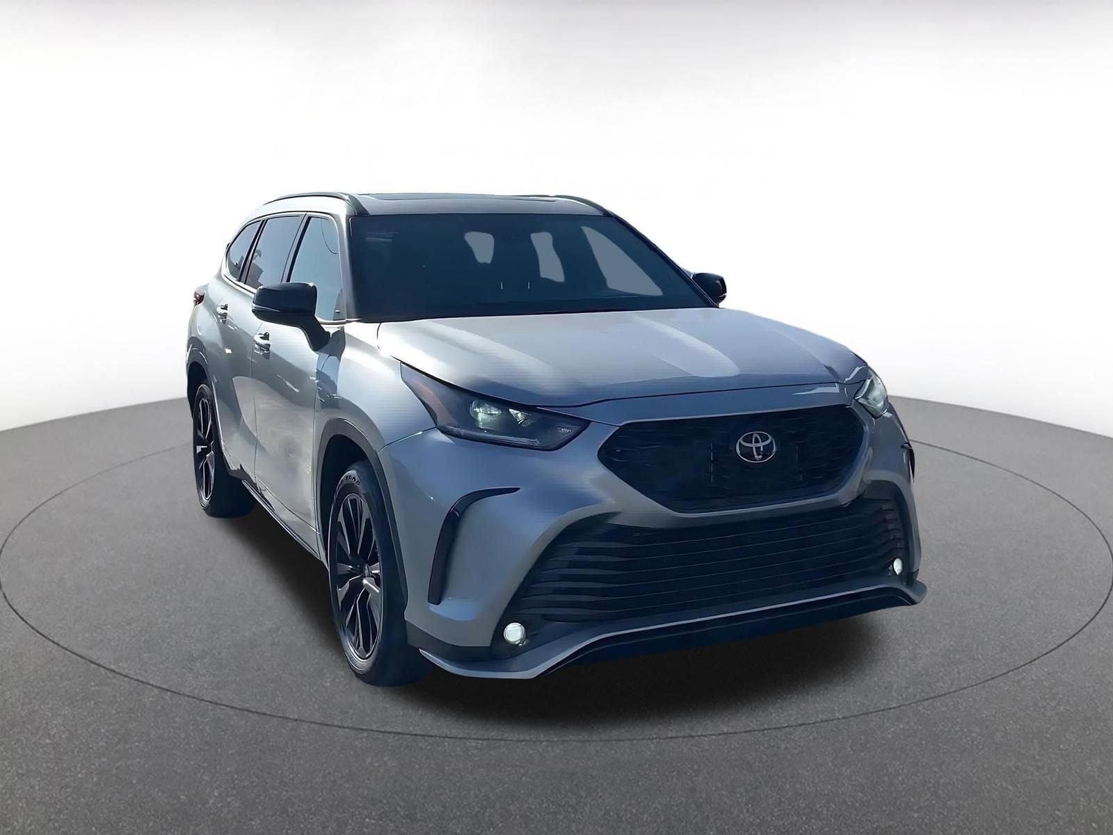 Thumbnail: 2025 Toyota Highlander - 3