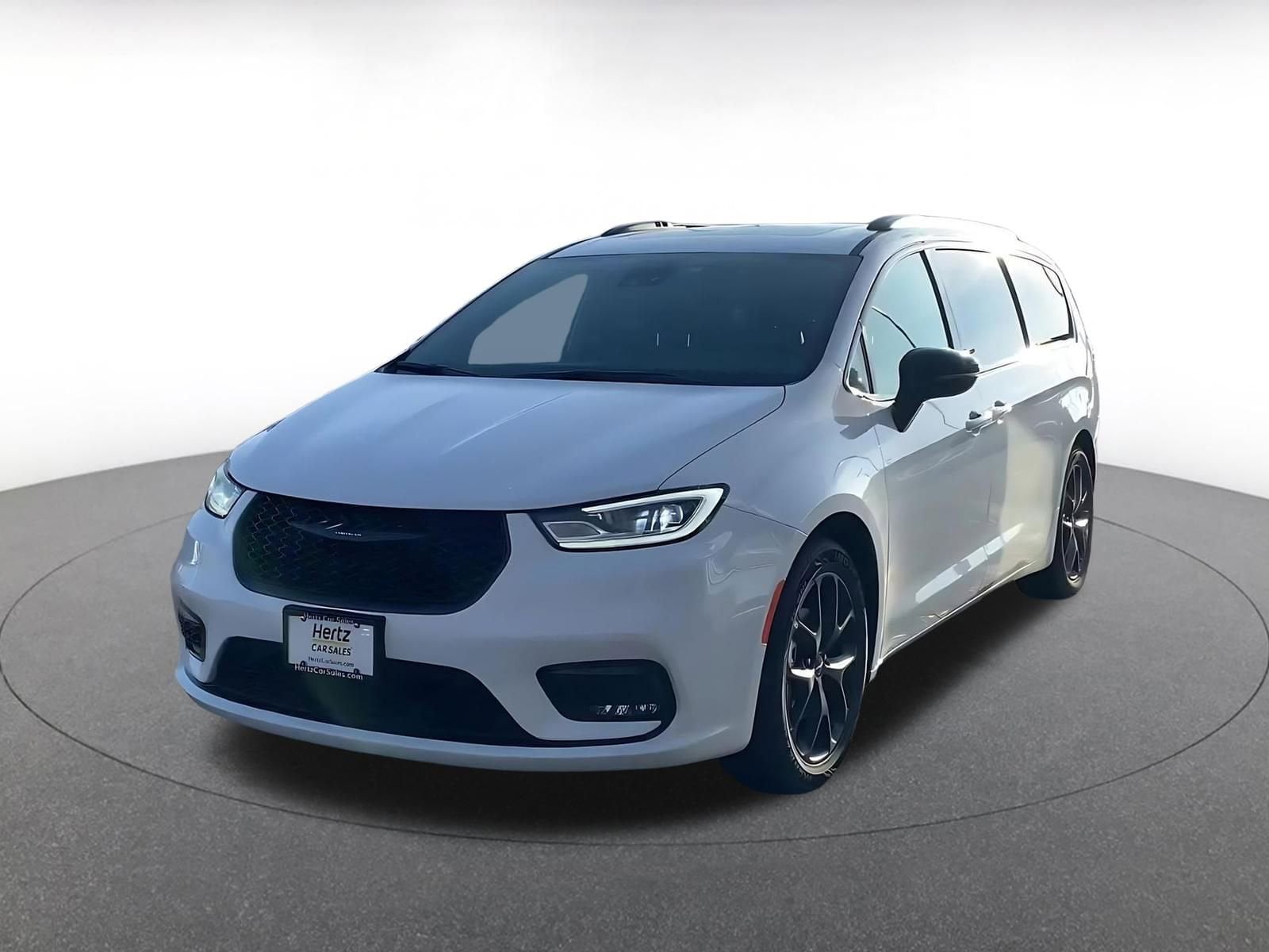 Thumbnail: 2025 Chrysler Pacifica - 7