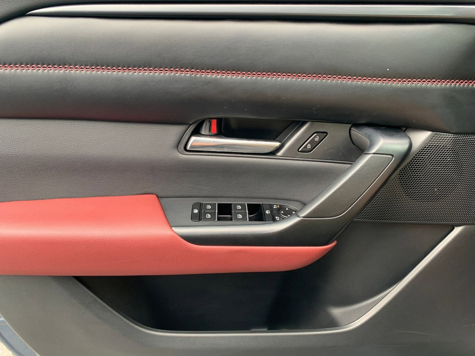 Thumbnail: 2025 Mazda CX-50 - 18