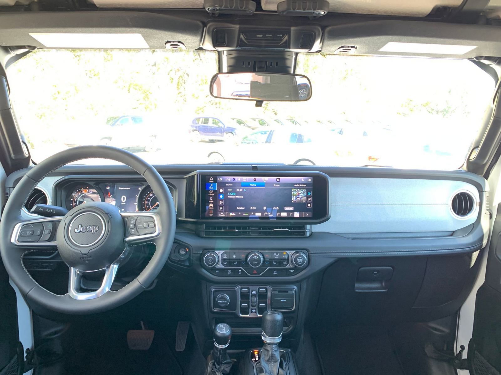 Thumbnail: 2025 Jeep Wrangler - 32