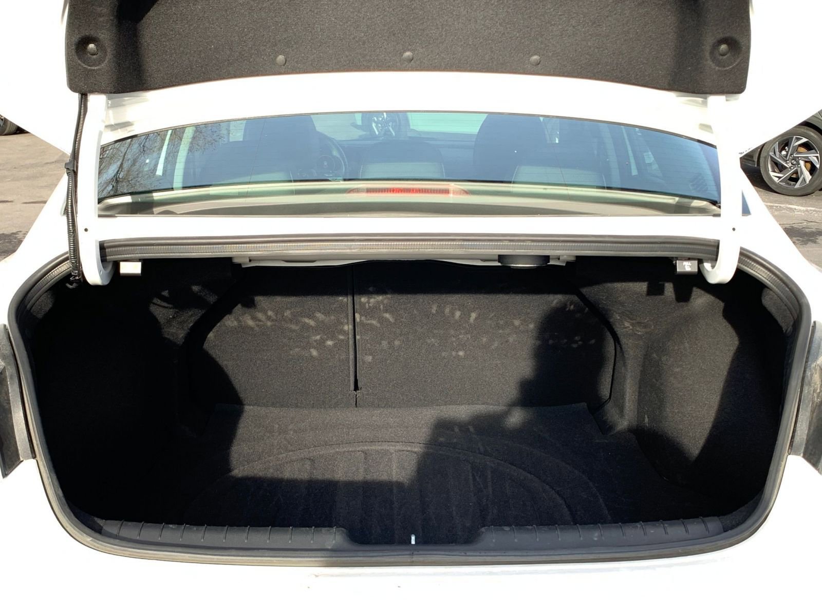 Thumbnail: 2025 Hyundai Elantra - 33