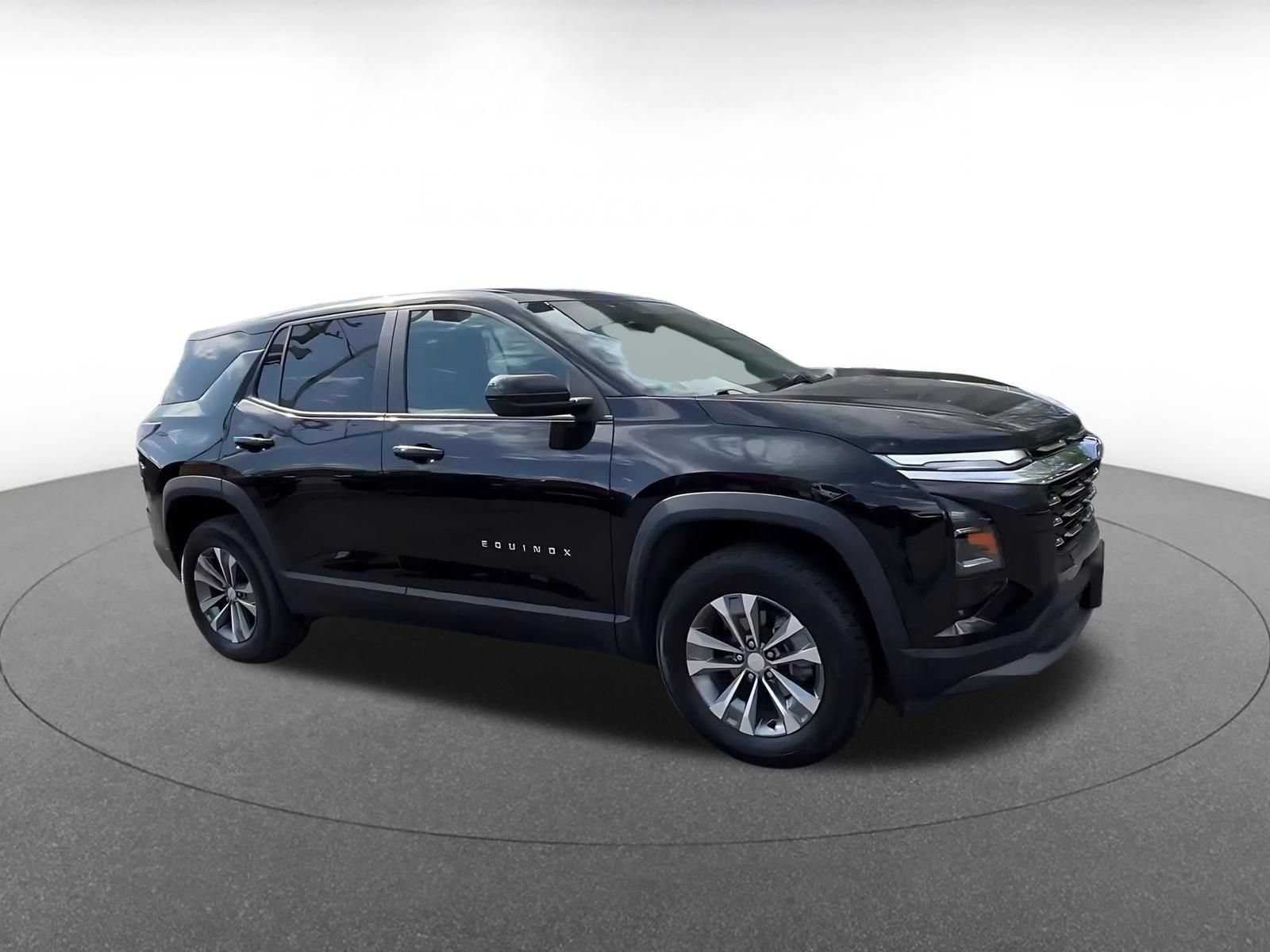 Thumbnail: 2025 Chevrolet Equinox - 2