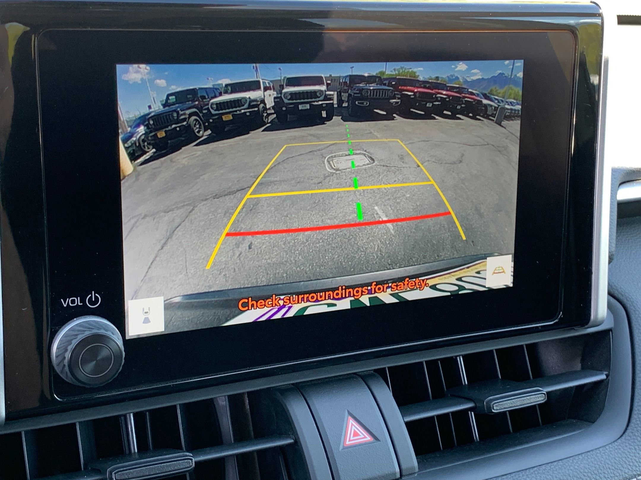 Thumbnail: 2025 Toyota RAV4 - 25