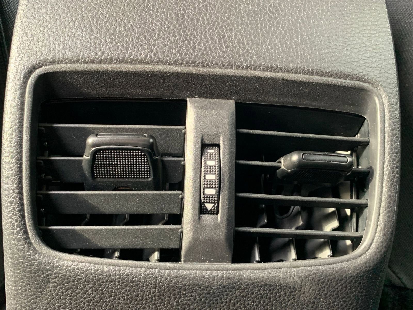 Thumbnail: 2025 Toyota Corolla Cross - 23