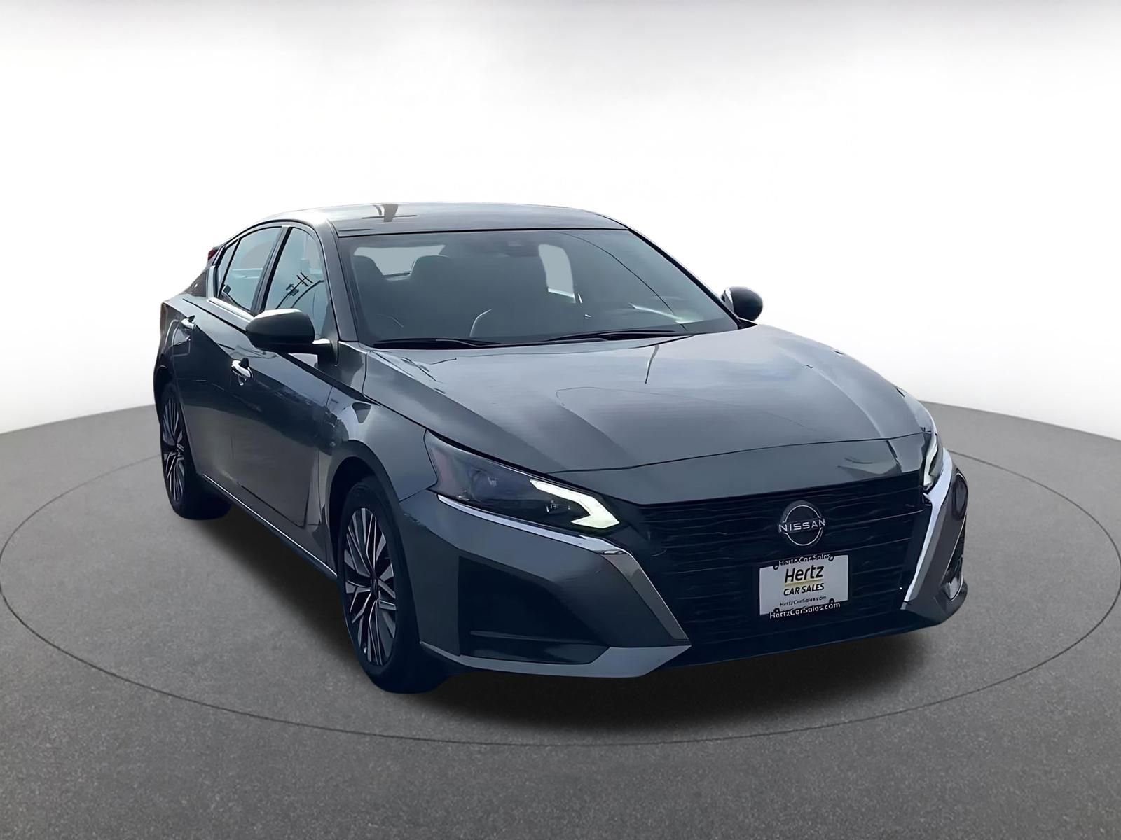 Thumbnail: 2025 Nissan Altima - 3