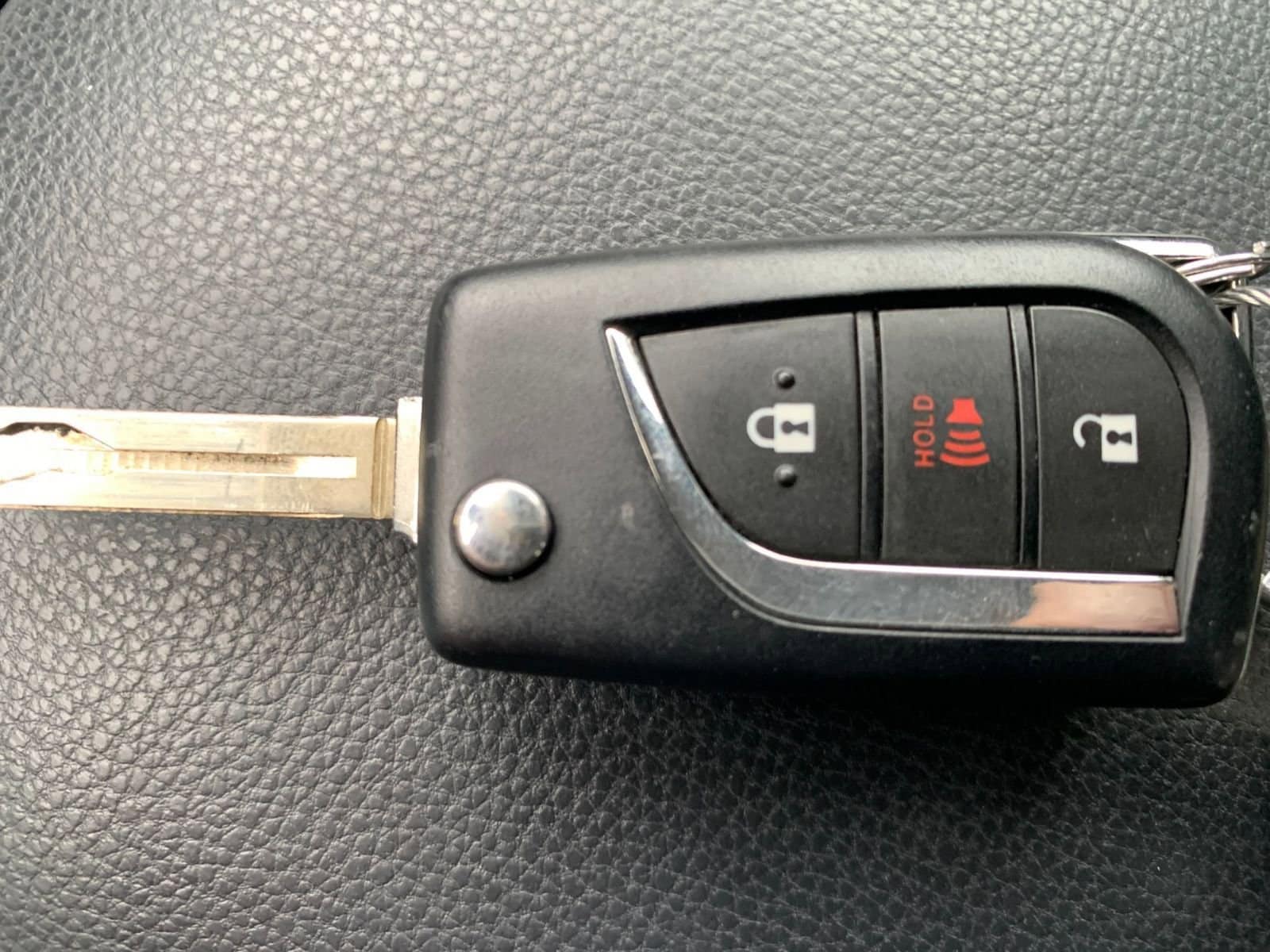 Thumbnail: 2025 Toyota RAV4 - 22