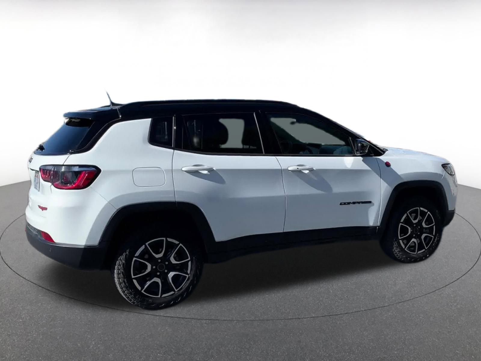 Thumbnail: 2025 Jeep Compass - 15
