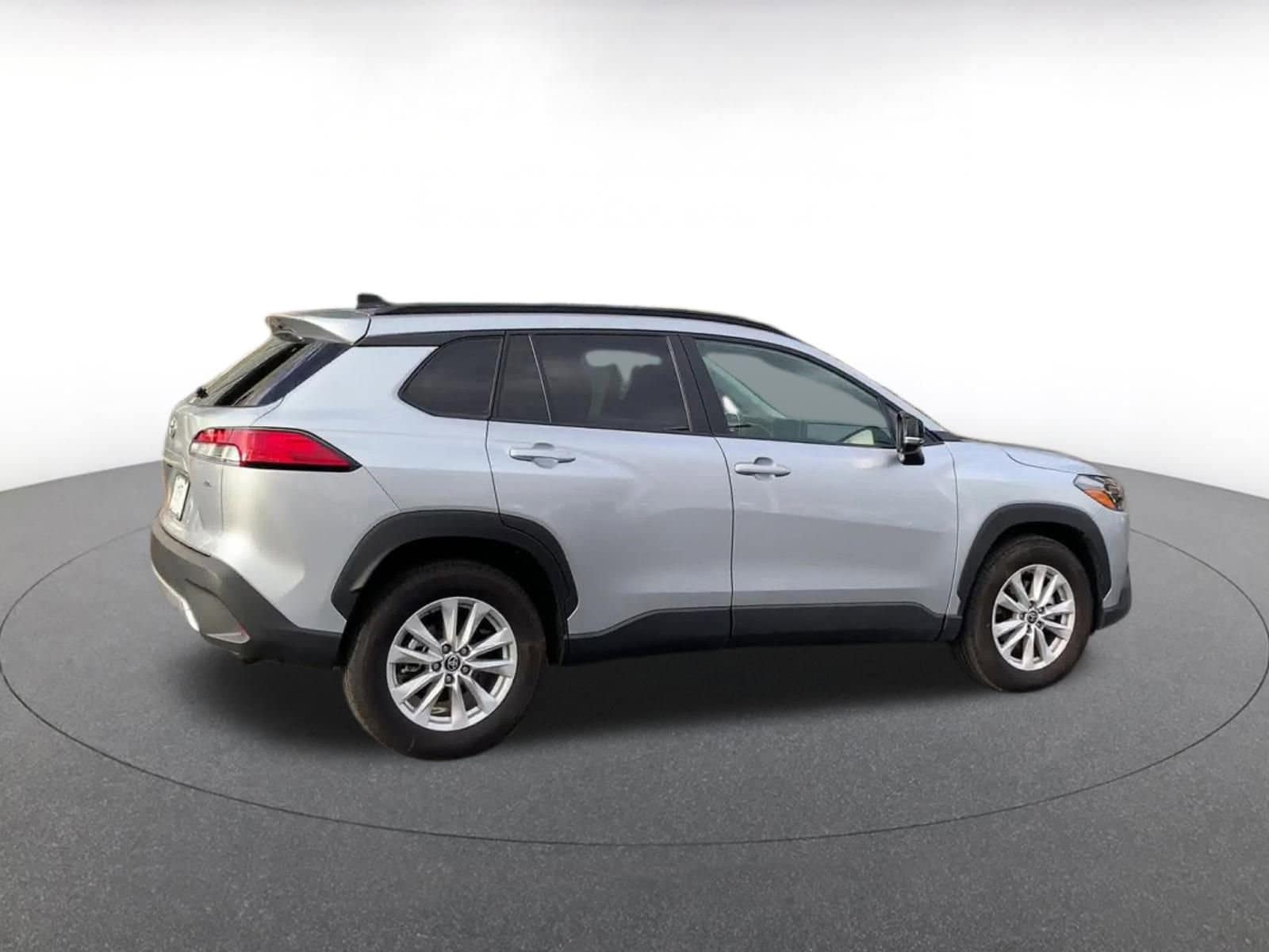 Thumbnail: 2025 Toyota Corolla Cross - 15