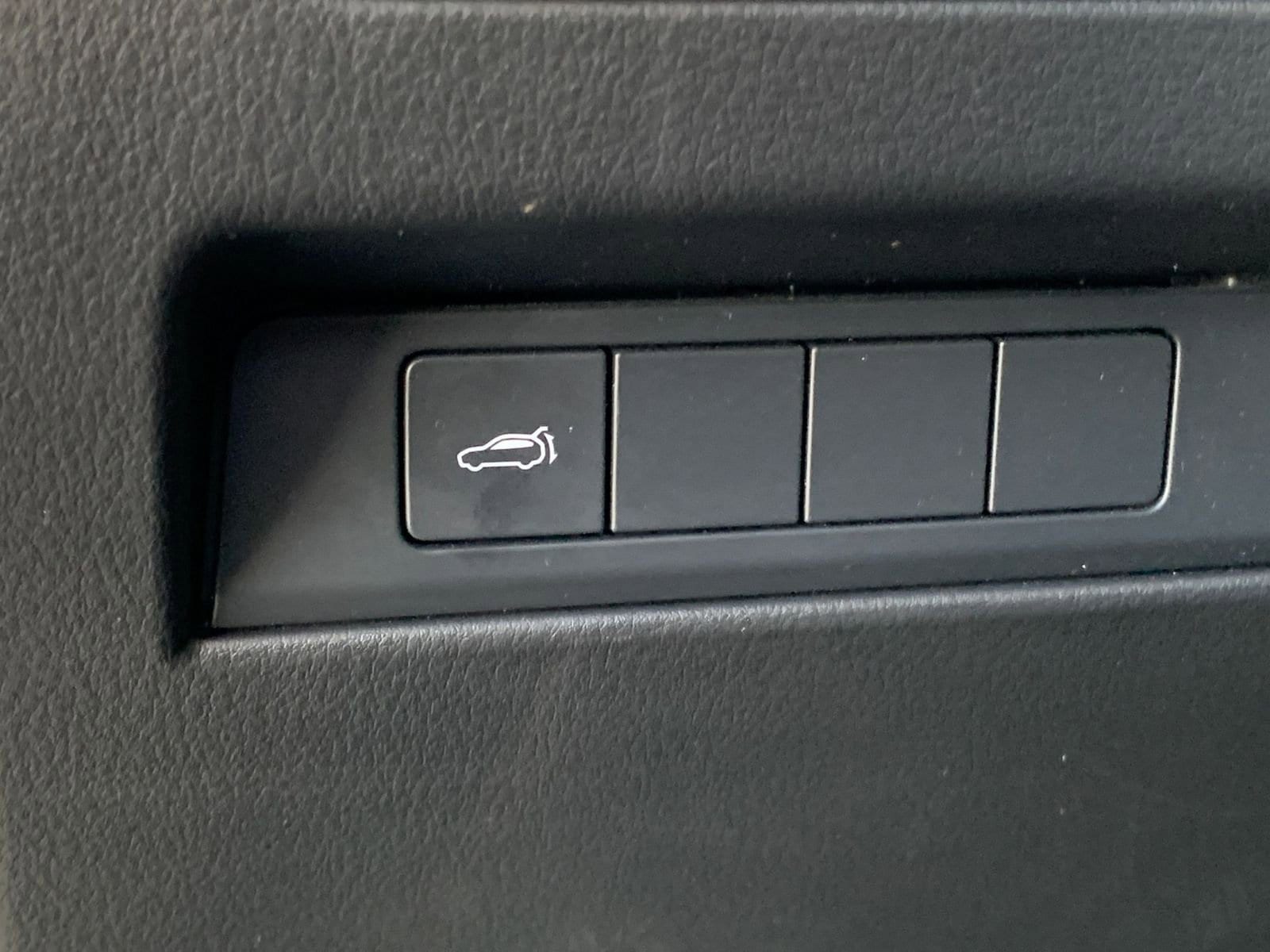 Thumbnail: 2025 Mazda CX-70 - 23