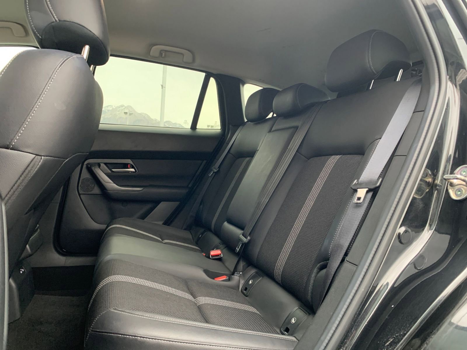 Thumbnail: 2025 Mazda CX-50 - 24