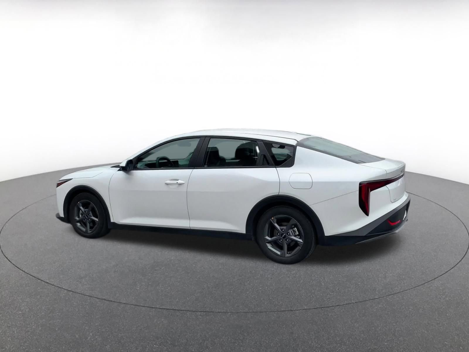 Thumbnail: 2025 Kia K4 - 10