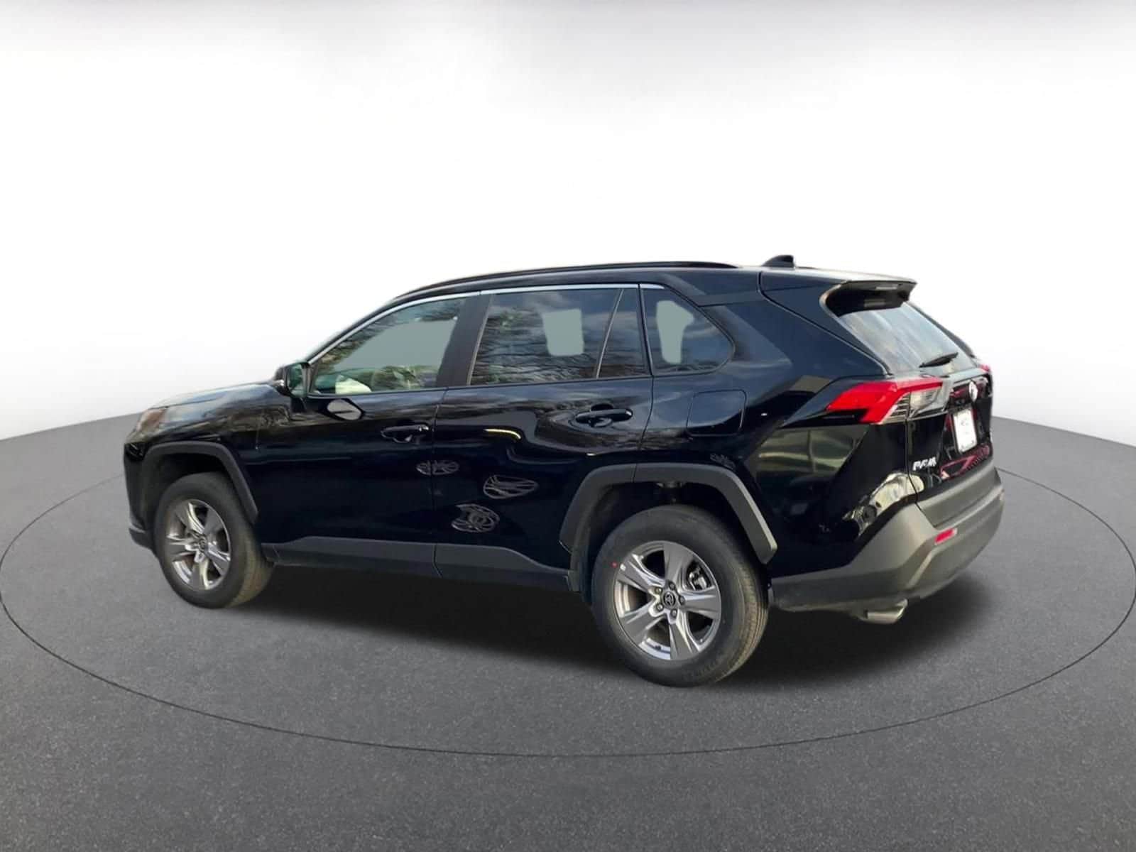 Thumbnail: 2025 Toyota RAV4 - 10