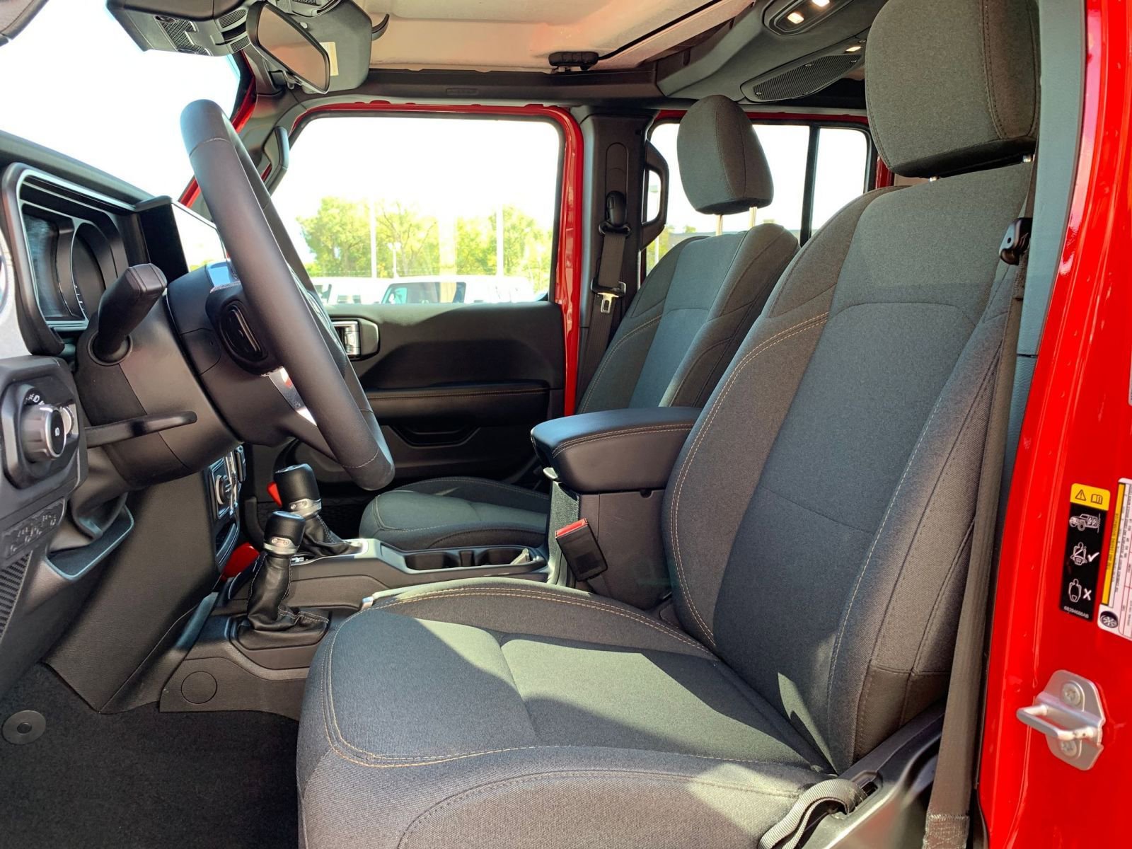 Thumbnail: 2025 Jeep Wrangler - 25