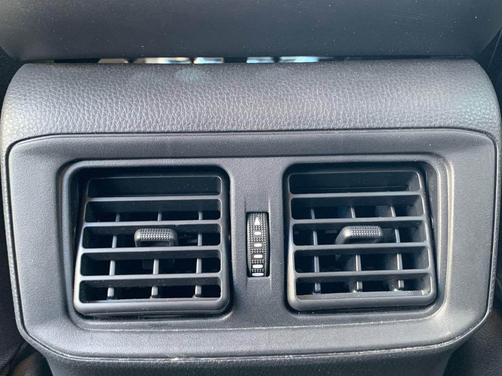 Thumbnail: 2025 Toyota RAV4 - 23