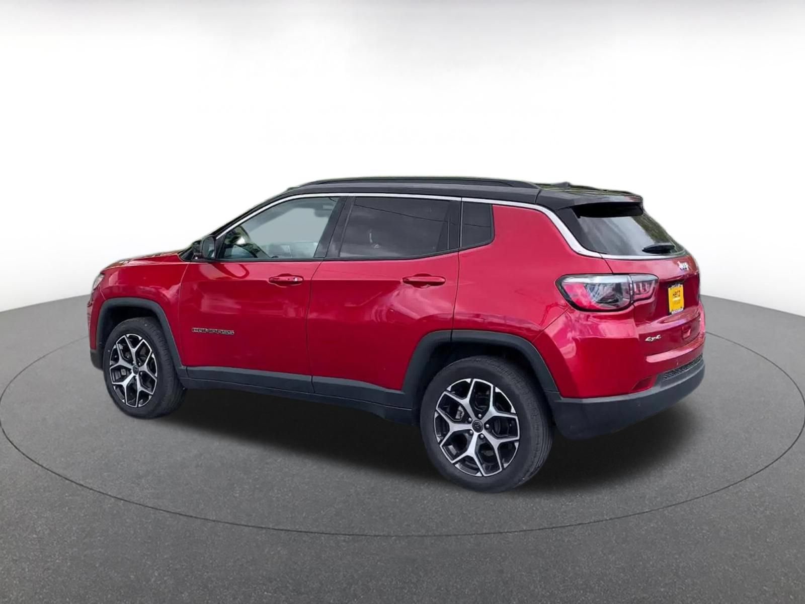 Thumbnail: 2025 Jeep Compass - 15