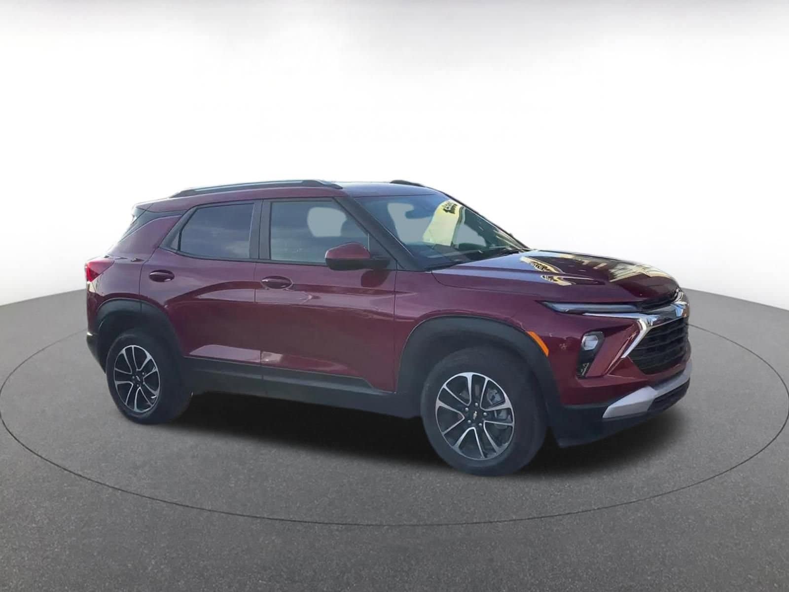 Thumbnail: 2025 Chevrolet TrailBlazer - 2