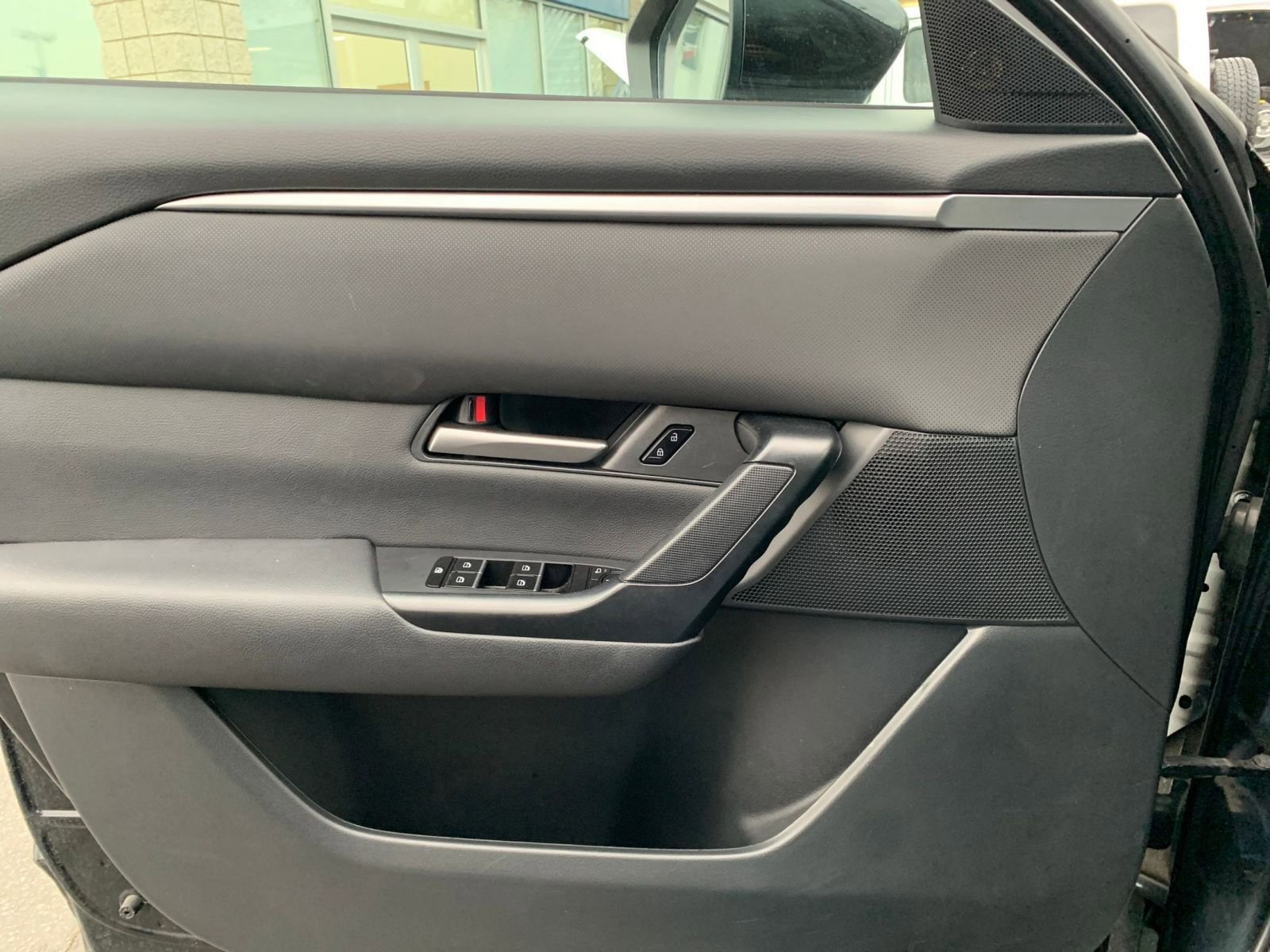 Thumbnail: 2025 Mazda CX-50 - 20