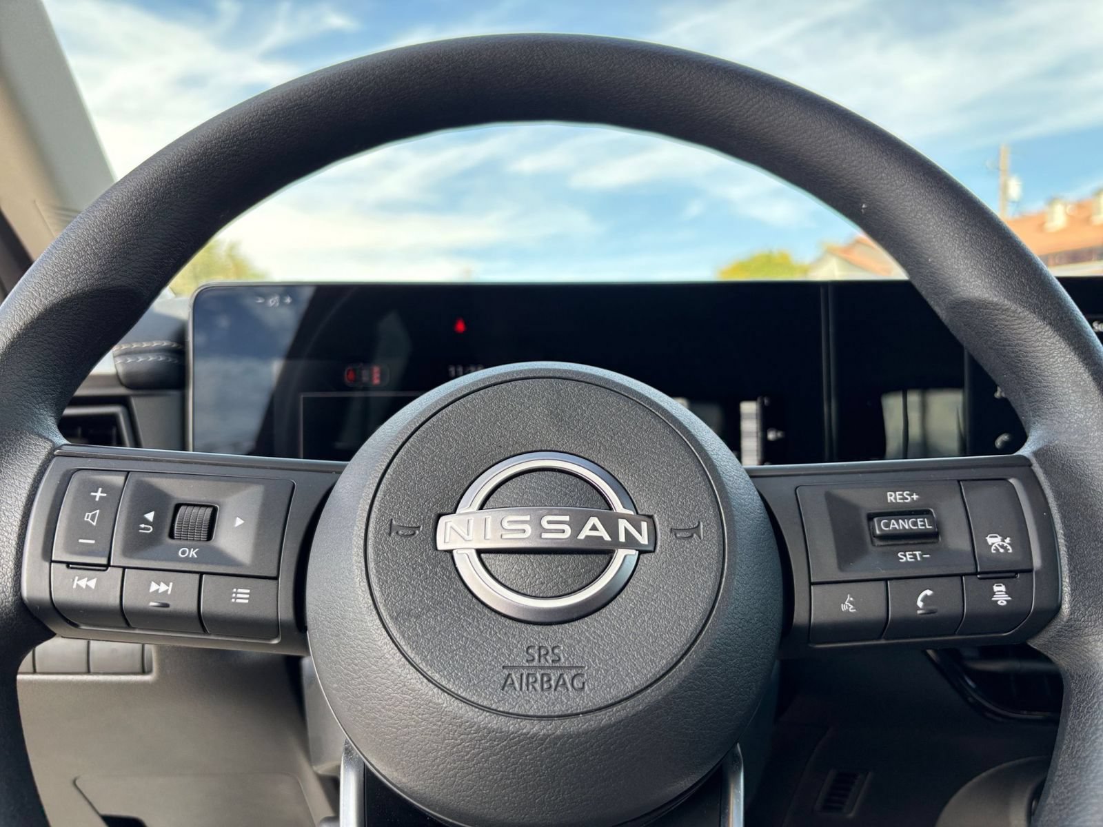 Thumbnail: 2026 Nissan Kicks - 26