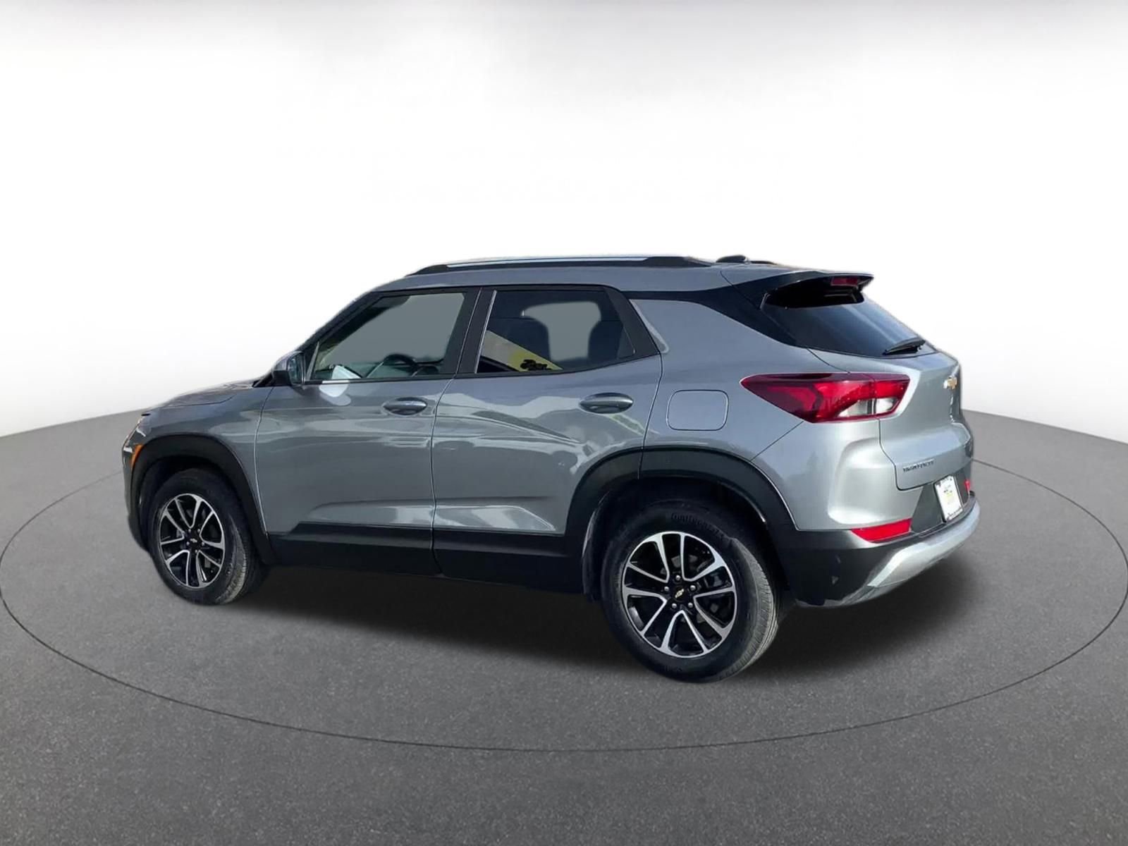 Thumbnail: 2025 Chevrolet TrailBlazer - 10