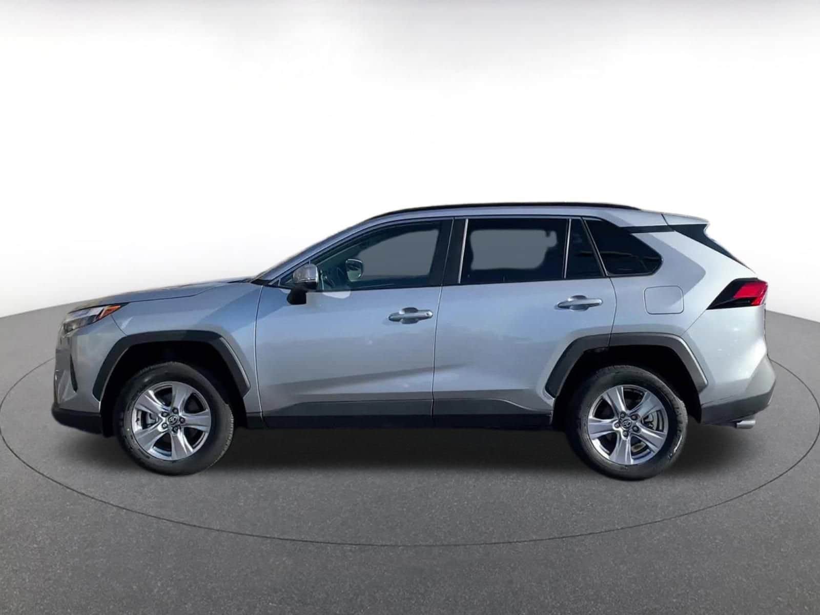 Thumbnail: 2025 Toyota RAV4 - 9