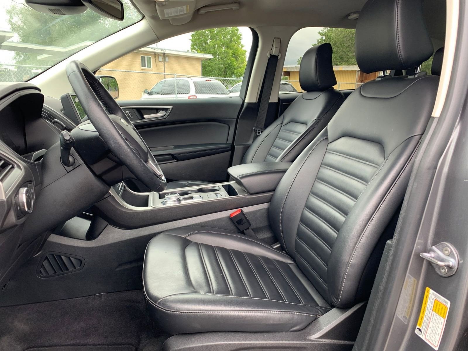 2024 Ford Edge SEL 27