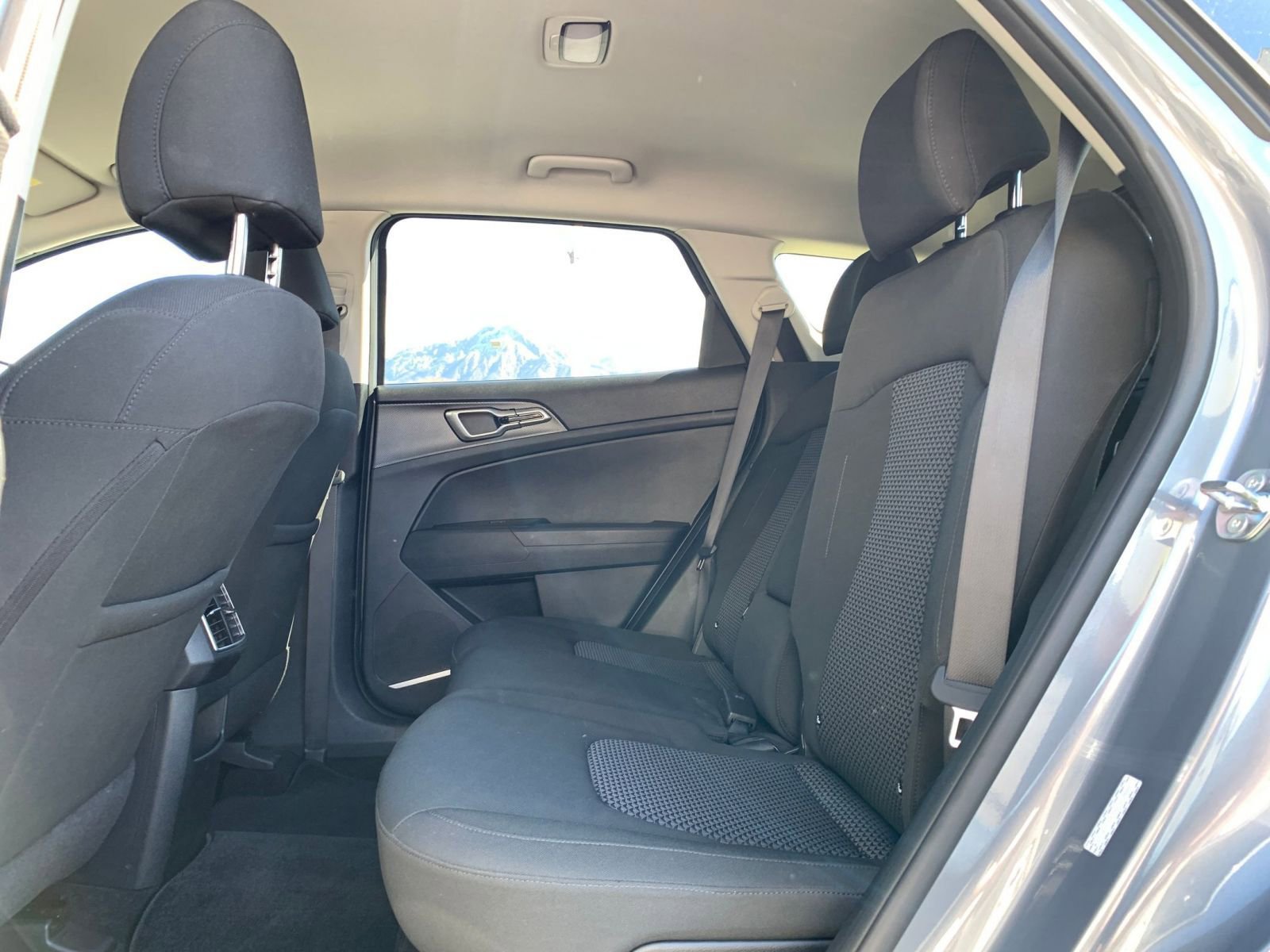 Thumbnail: 2025 Kia Sportage - 24