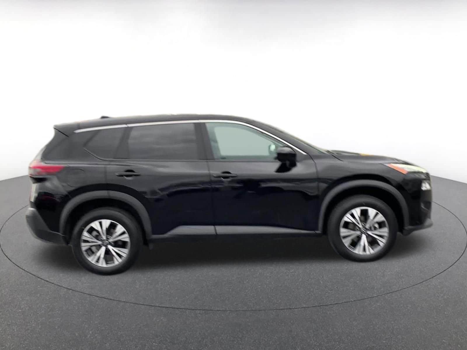 Thumbnail: 2023 Nissan Rogue - 16