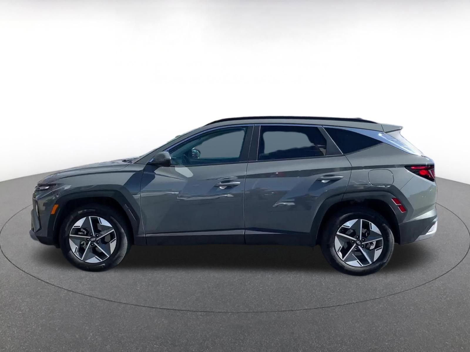 Thumbnail: 2025 Hyundai Tucson - 9