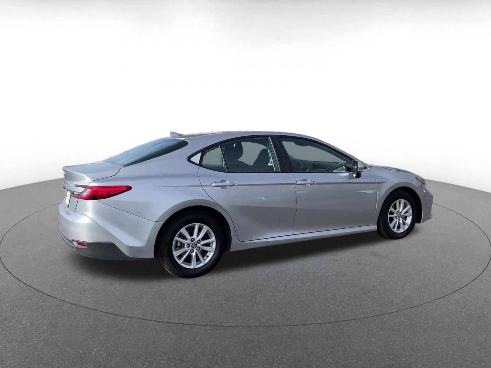 Thumbnail: 2025 Toyota Camry - 15