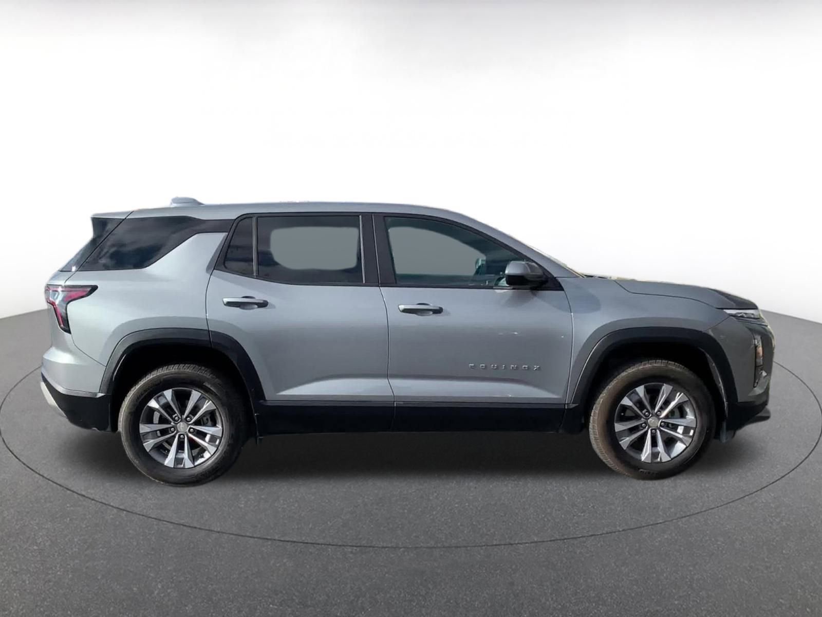 Thumbnail: 2025 Chevrolet Equinox - 16