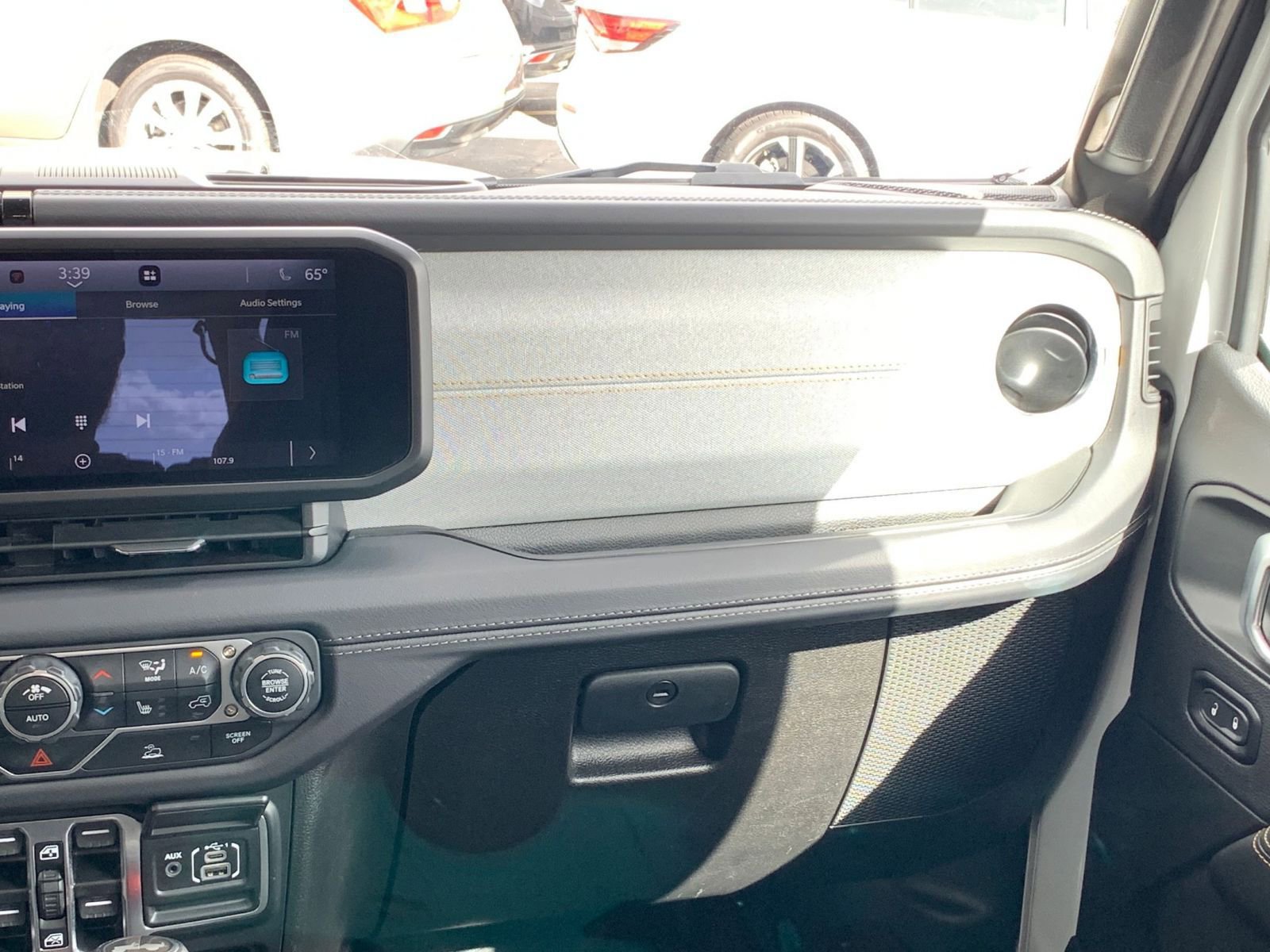 Thumbnail: 2025 Jeep Wrangler - 34