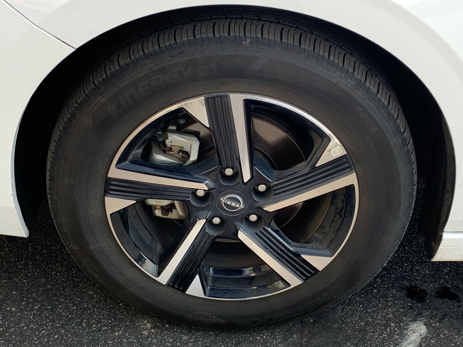 Thumbnail: 2025 Nissan Sentra - 28