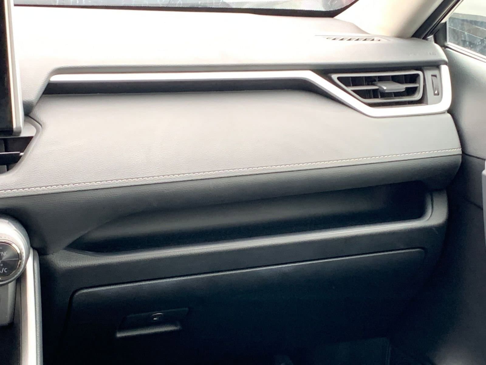 Thumbnail: 2025 Toyota RAV4 - 34