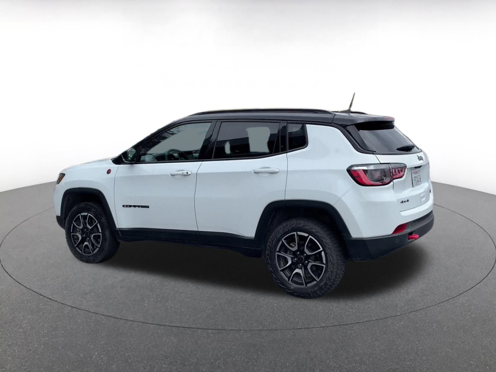 Thumbnail: 2025 Jeep Compass - 10