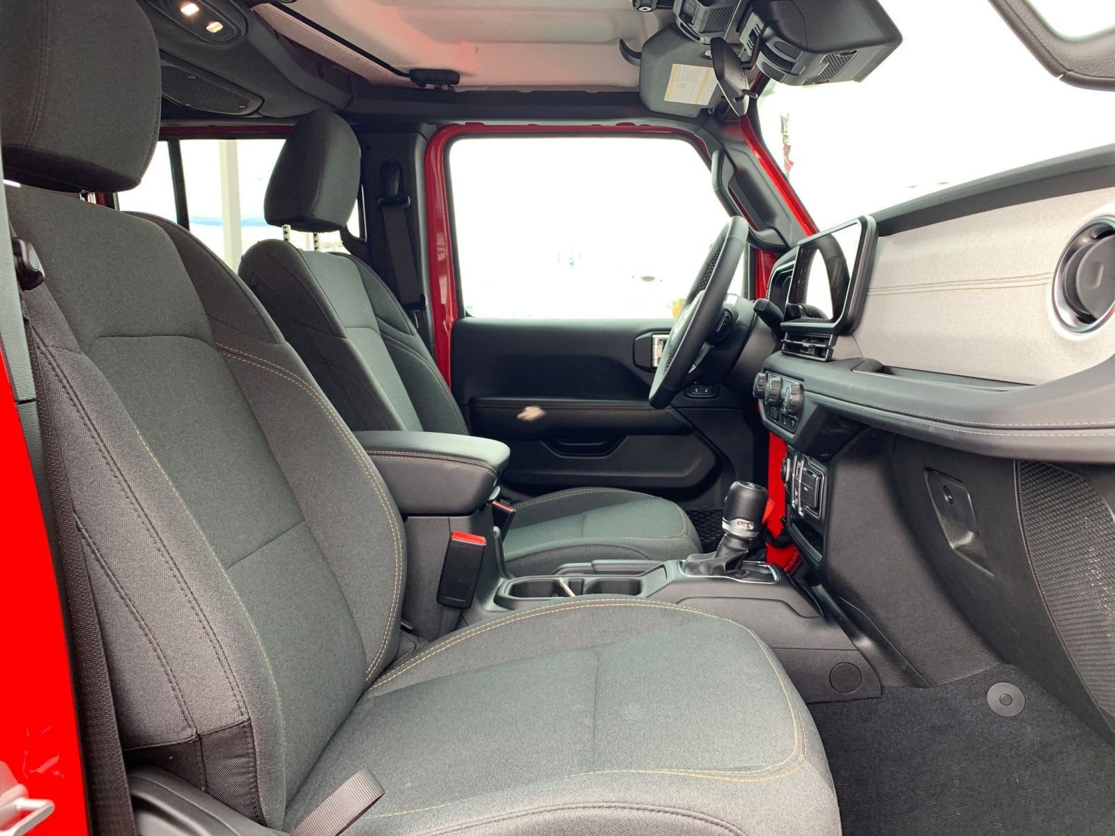 Thumbnail: 2025 Jeep Wrangler - 35